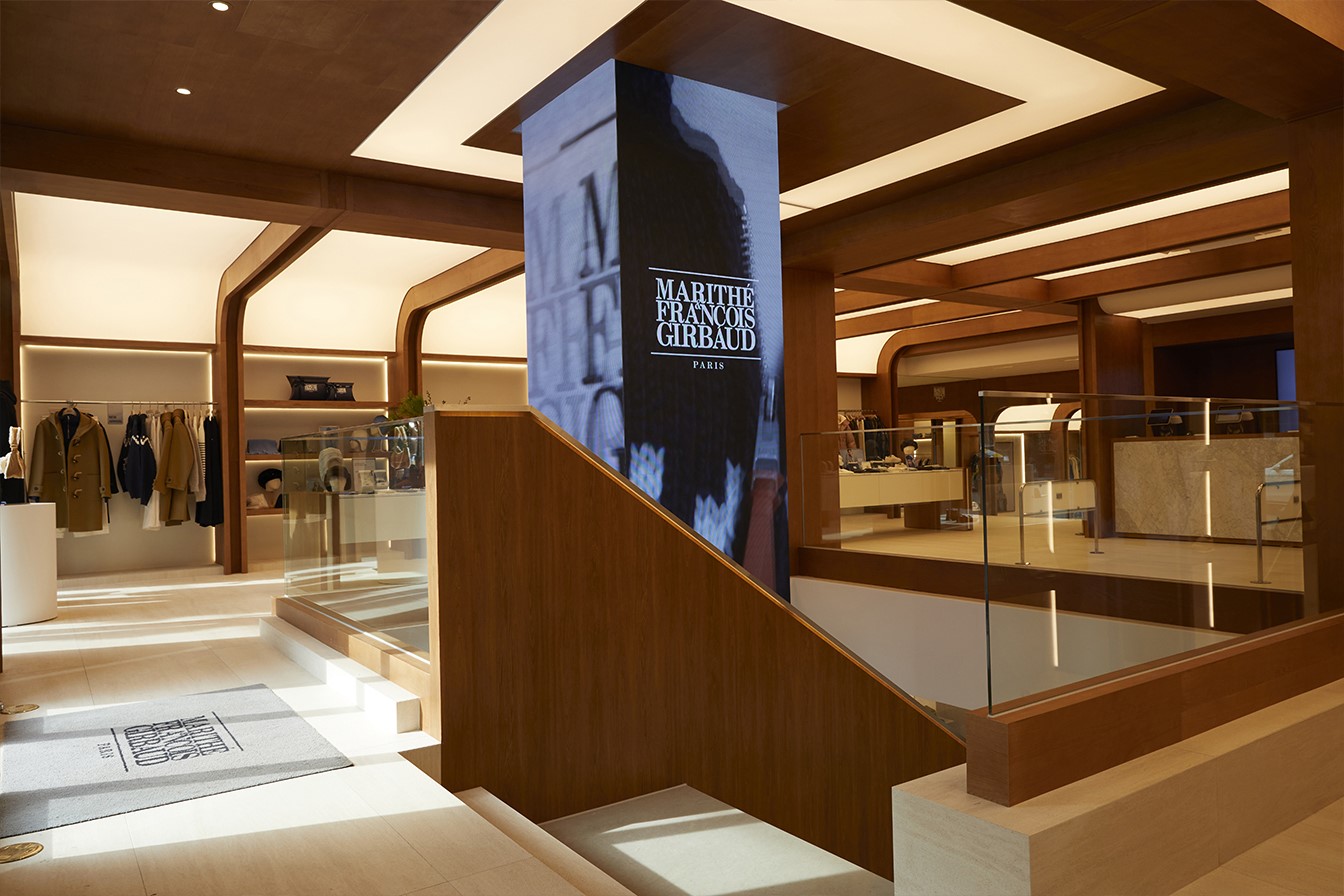 韓國漢南洞的旗艦店